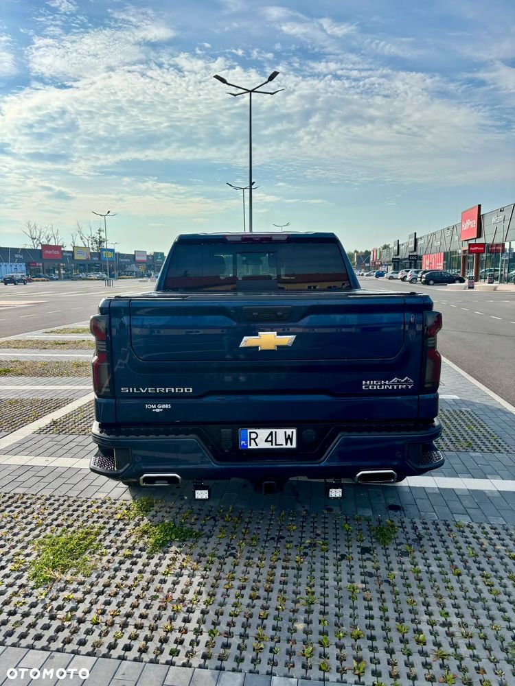 Chevrolet Silverado - 40