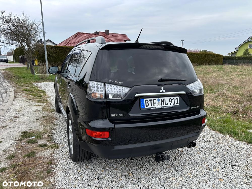 Mitsubishi Outlander 2.2 DI-D 4WD Invite - 4