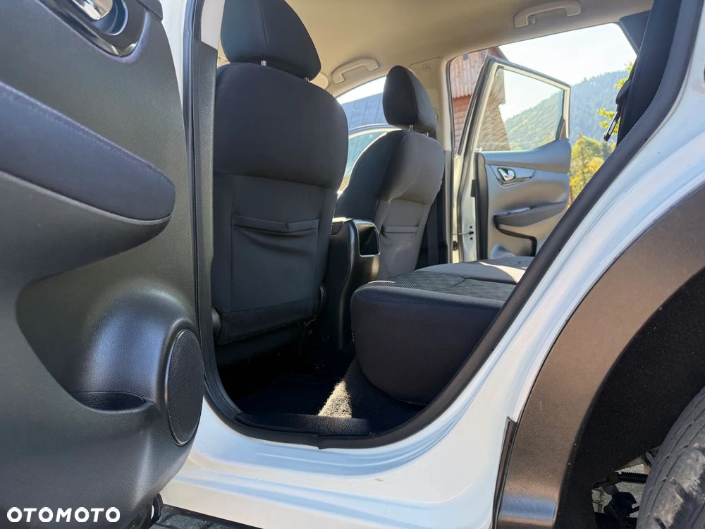 Nissan Qashqai 1.5 dCi 360 - 15