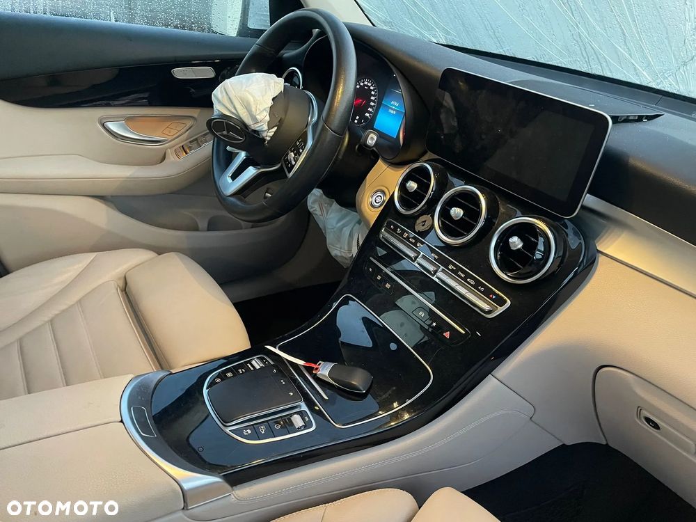Mercedes-Benz GLC 220 d 4Matic 9G-TRONIC Exclusive - 12