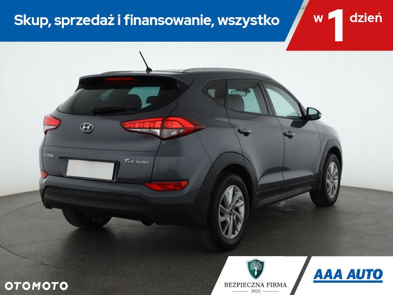 Hyundai Tucson - 6