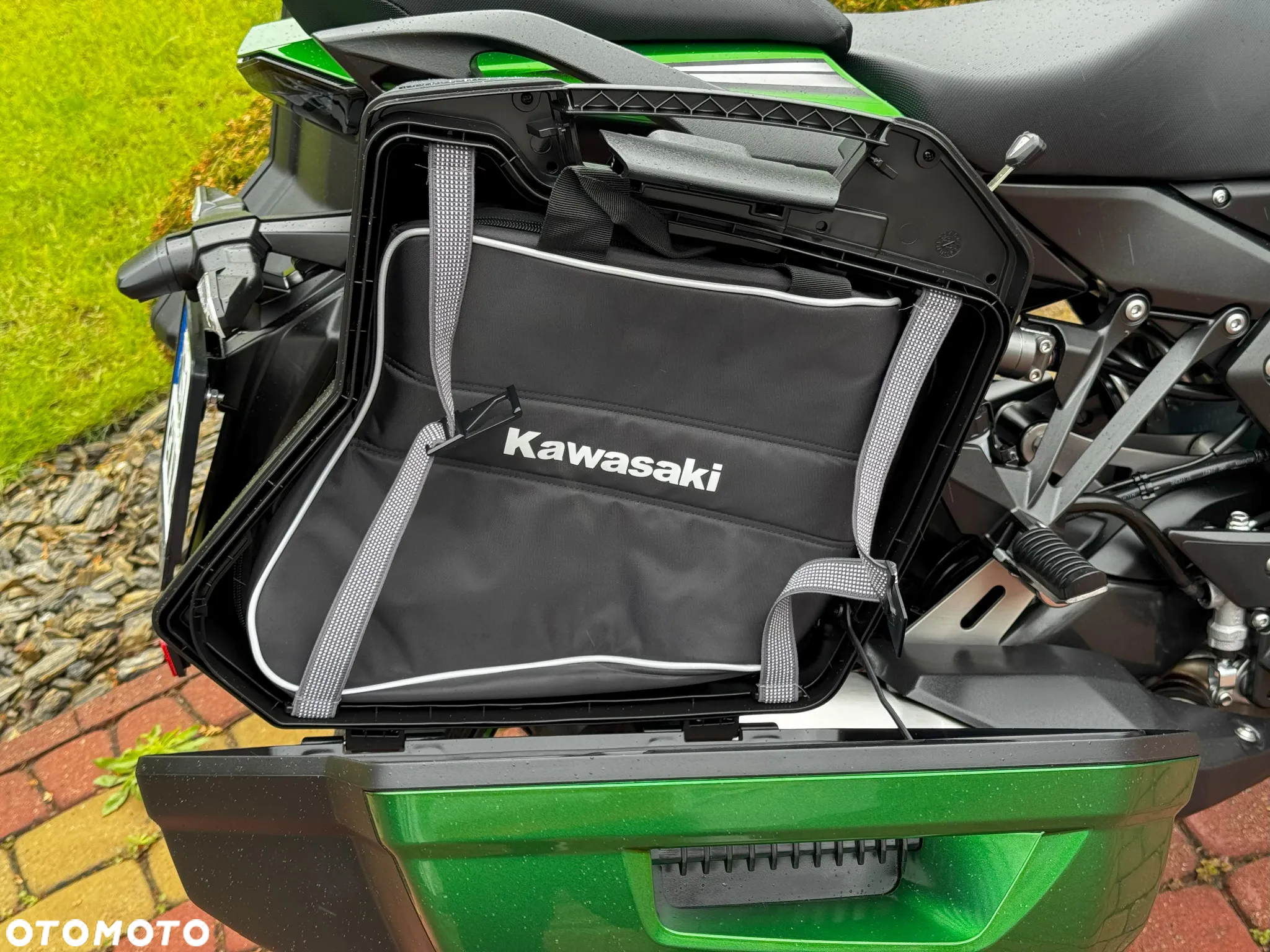 Kawasaki Ninja 1000 SX - 6