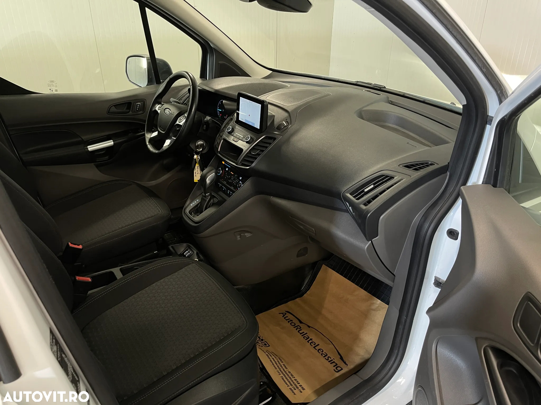Ford Transit Connect - 6
