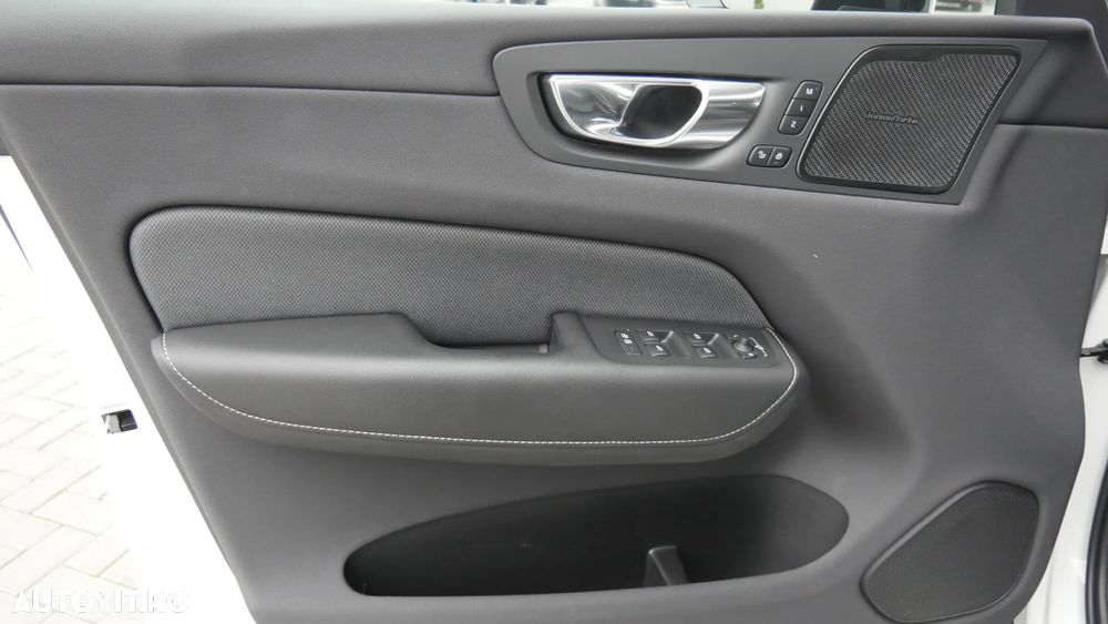 Volvo XC 60 T8 Twin Engine AWD R-Design - 14