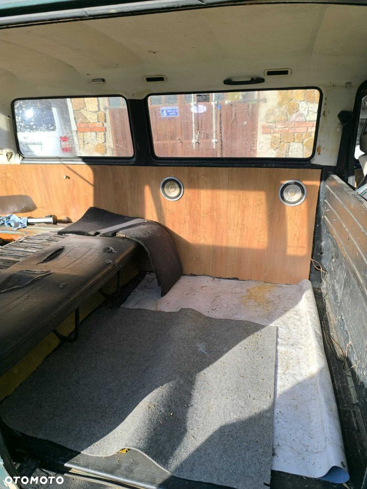 Volkswagen Transporter - 6