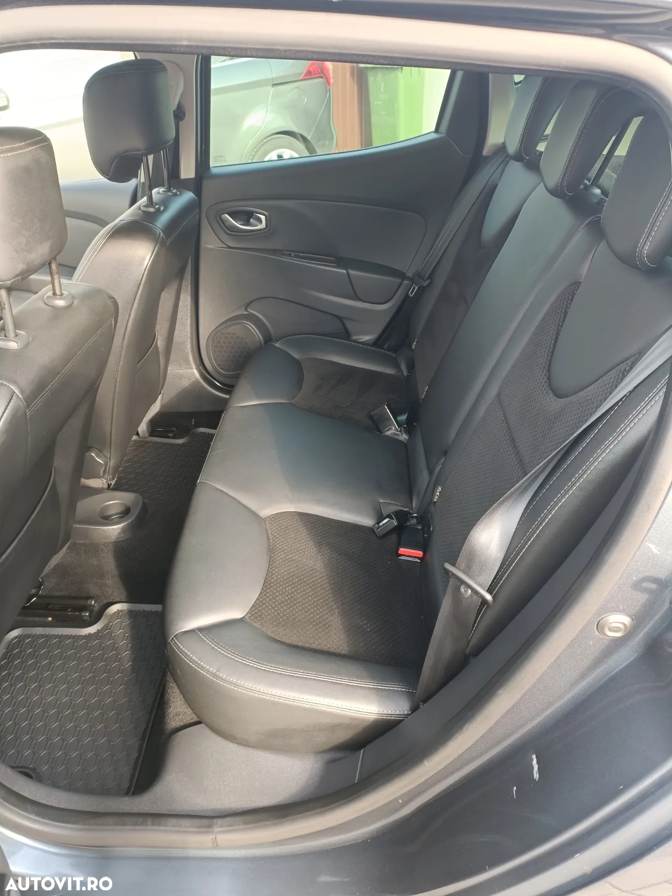 Renault Clio (Energy) TCe 90 Start & Stop INTENS - 9