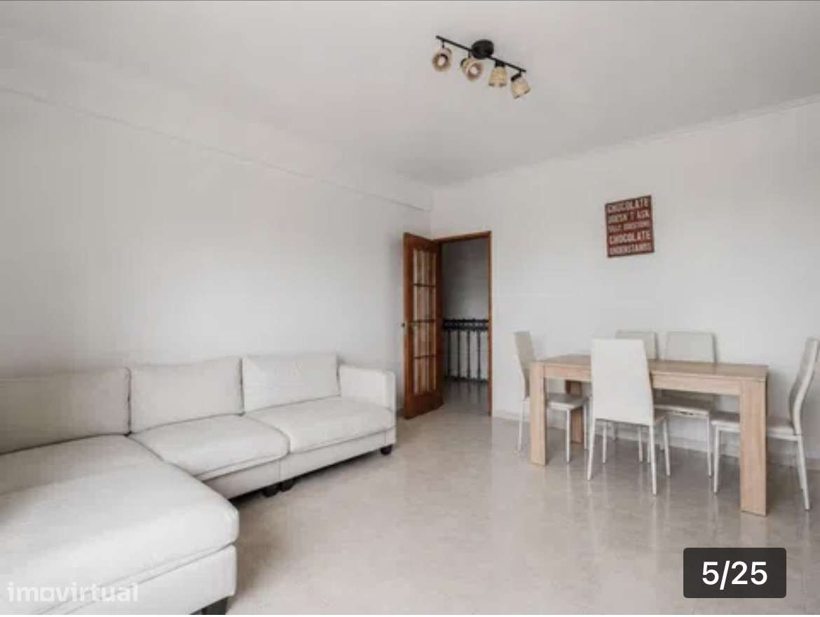 Apartamento T2 com garagem em Porto Salvo - Grande imagem: 5/19
