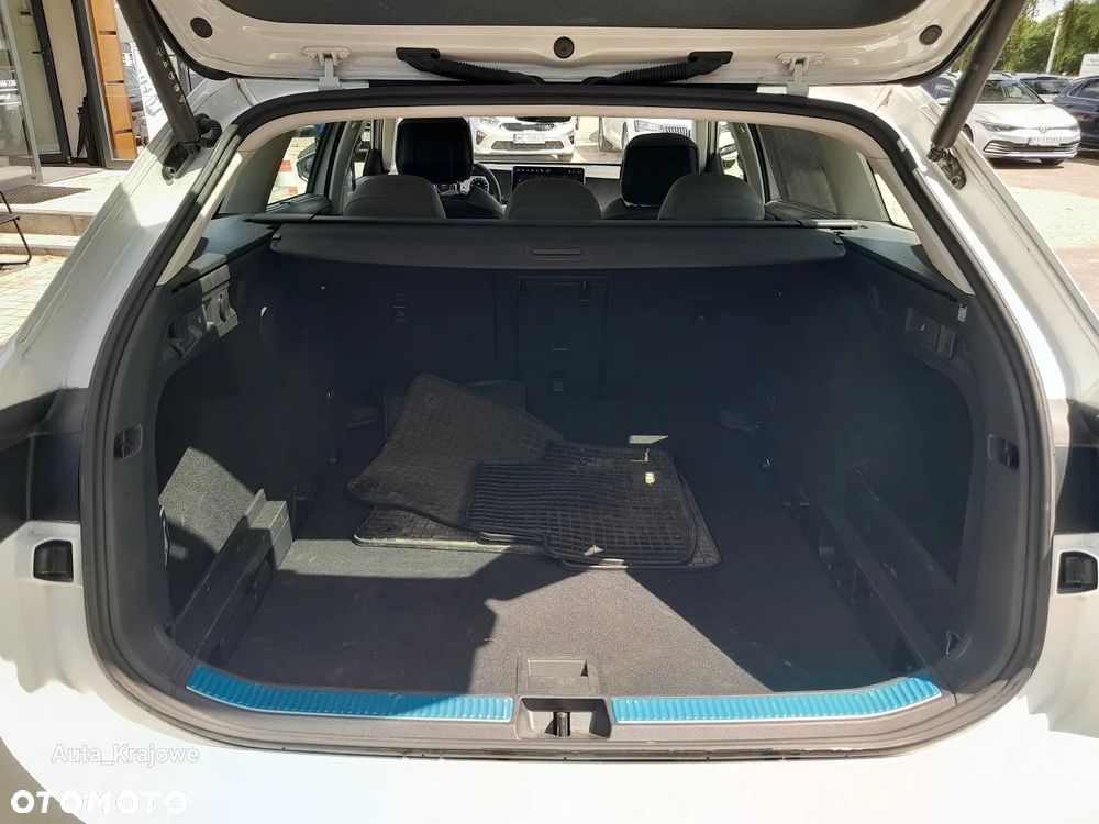 Volkswagen Passat - 37