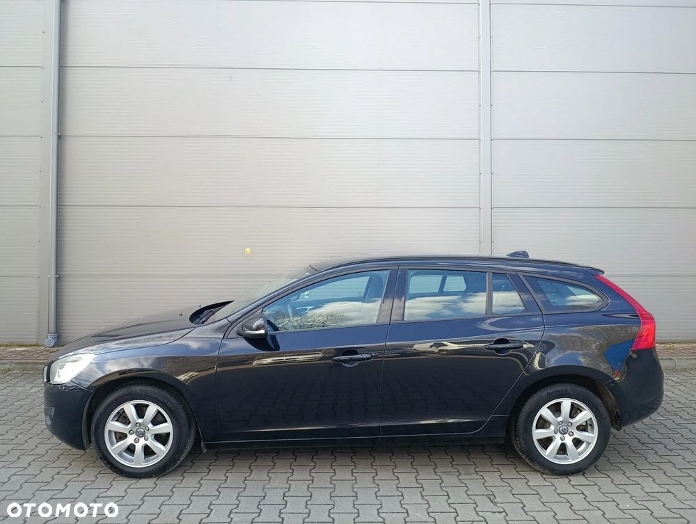 Volvo V60 D2 Edition Pro - 21