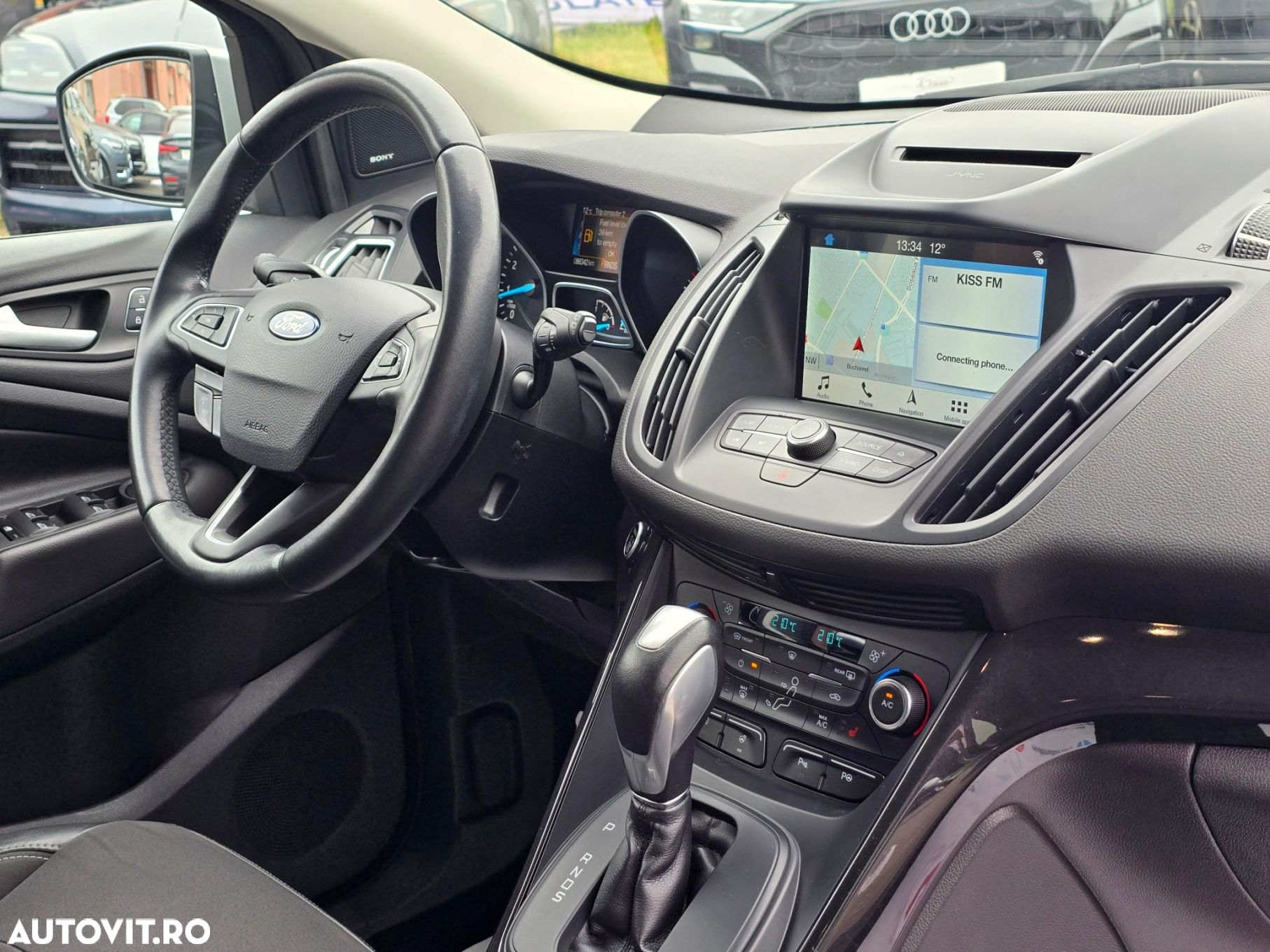 Ford Kuga - 11
