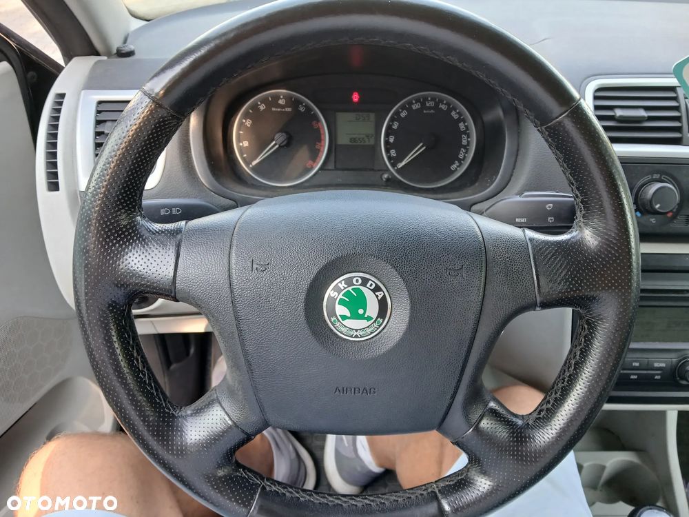Skoda Fabia - 6