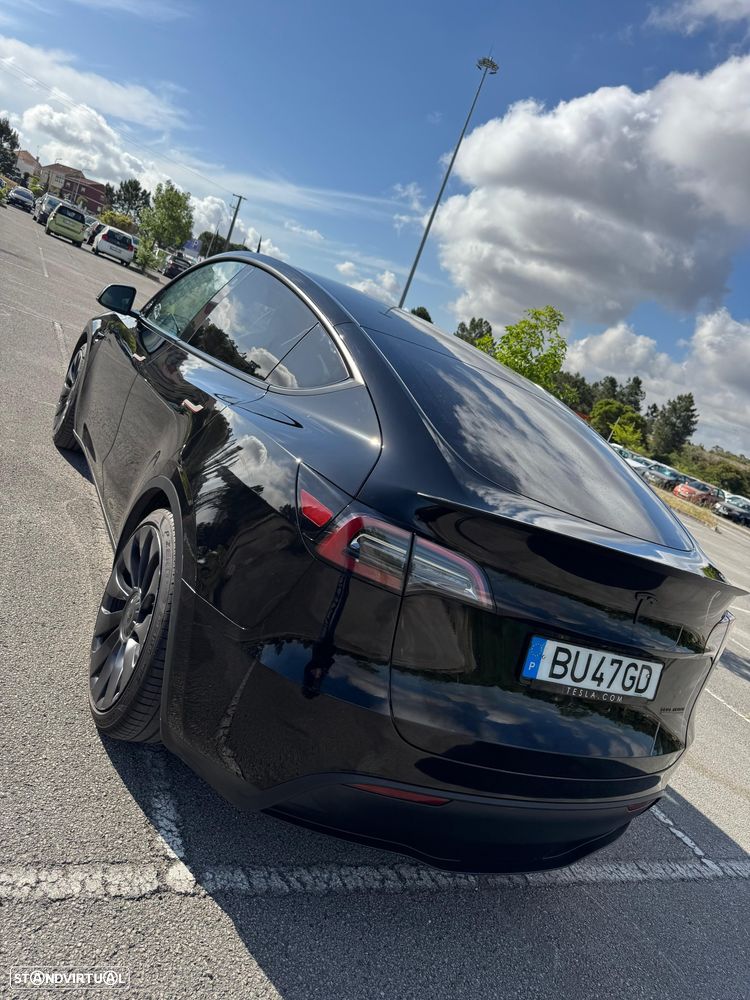 Tesla Model Y Performance Dual Motor AWD - 23
