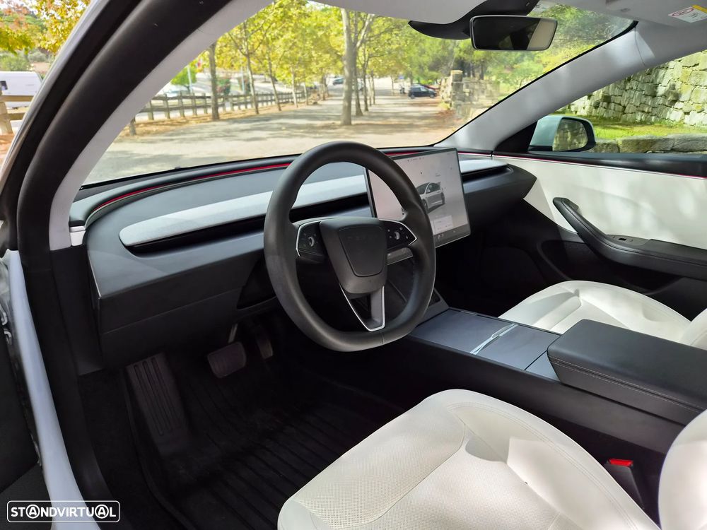 Tesla Model 3 Tração Traseira Premium - 16