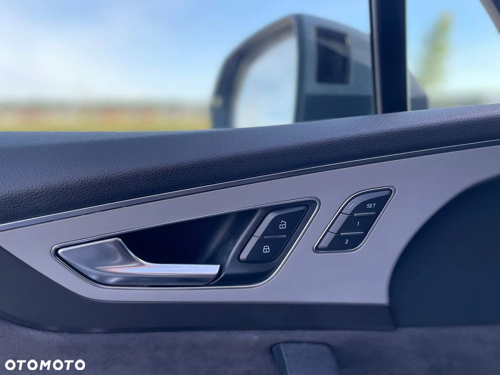 Audi Q7 3.0 TDI ultra Quattro Tiptronic - 29