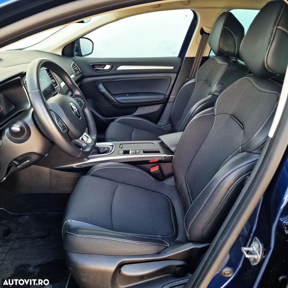Renault Megane TCe 140 EDC GPF Techno - 11