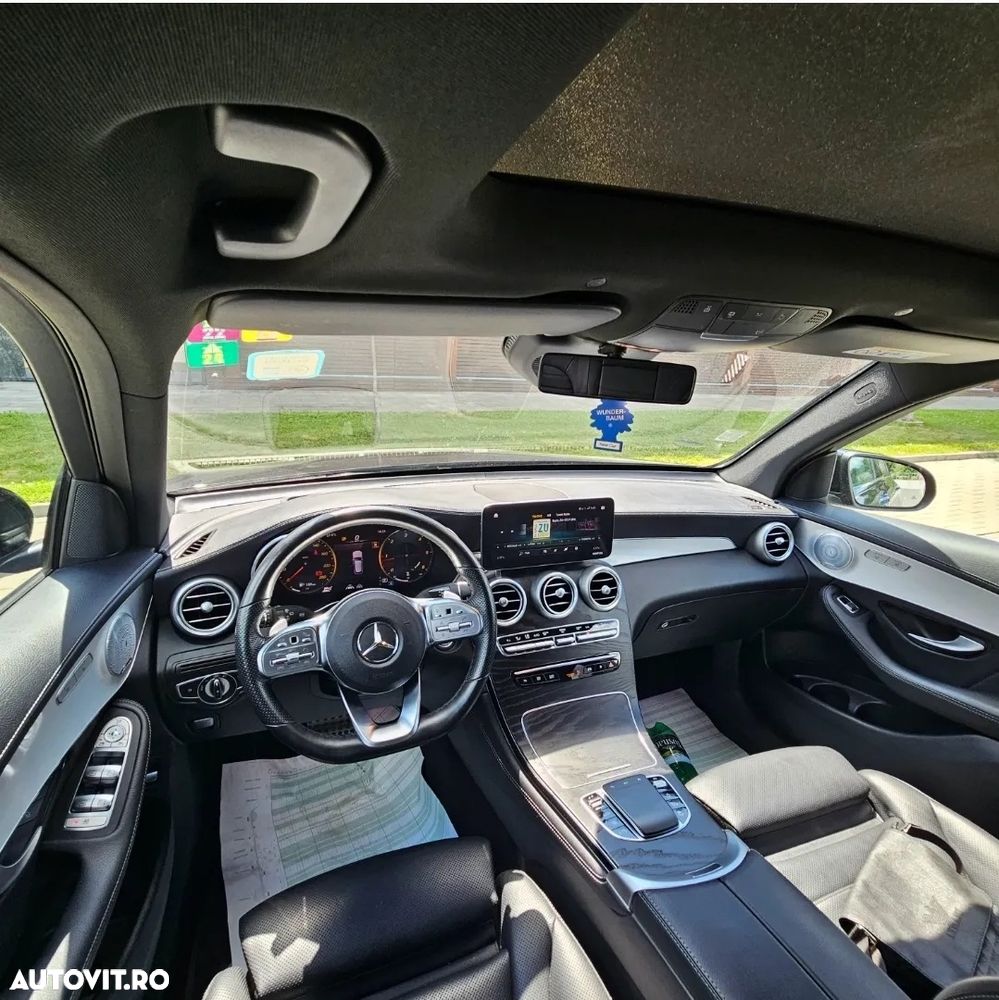 Mercedes-Benz GLC 300 d 4MATIC - 12