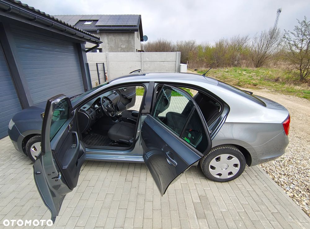 Skoda RAPID 1.2 TSI Ambition - 9