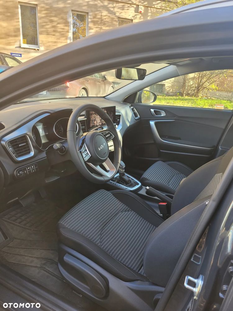 Kia Ceed 1.5 T-GDI M DCT - 4