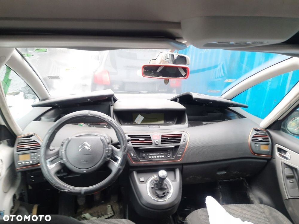 Citroen C4 Picasso 1,6 VTi 120KM 88KW Benzyna 5 DRZWI LAK: EWP CZĘŚCI - 6