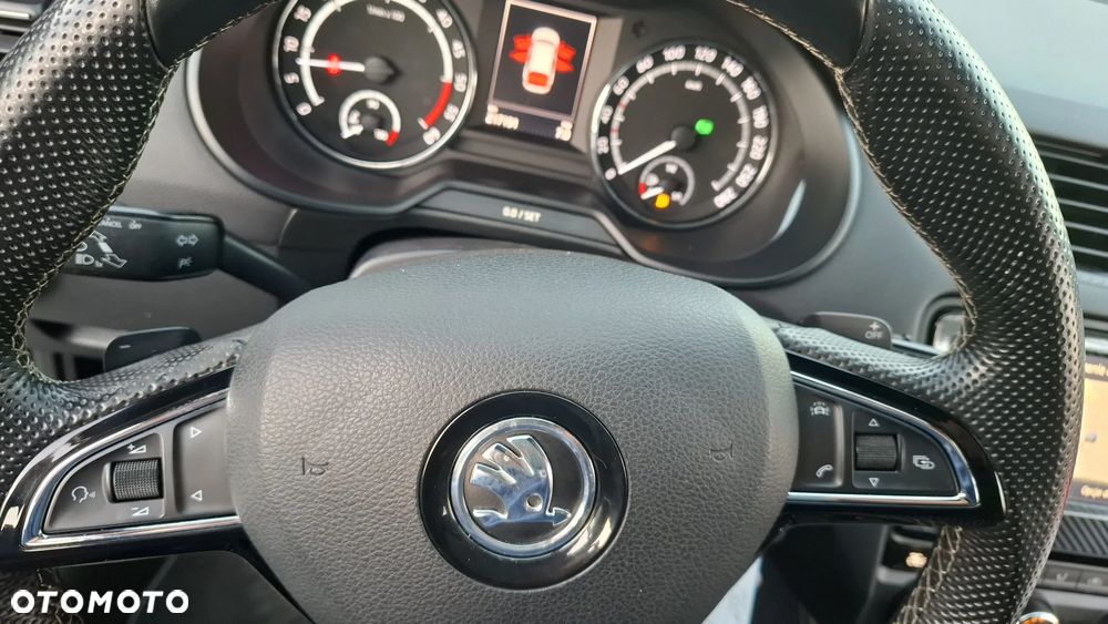 Skoda Octavia 2.0 TDI (Green tec) DSG RS - 29