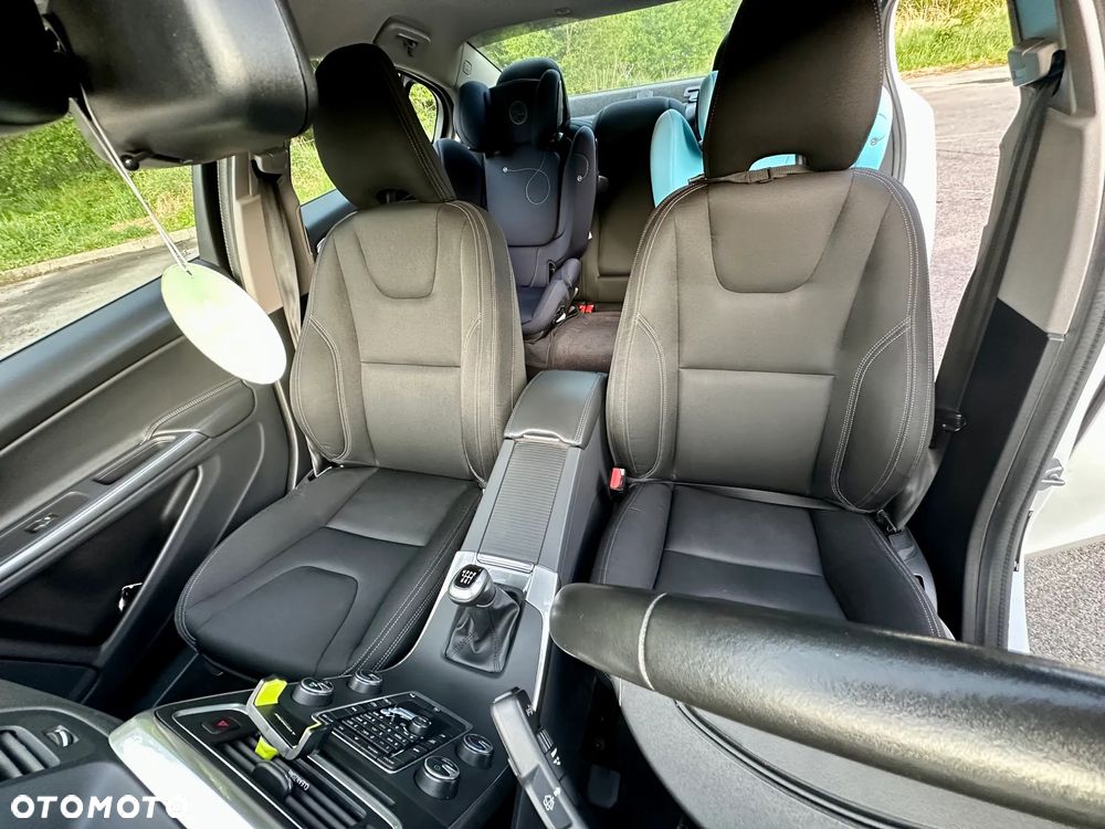 Volvo S60 T3 Drive-E Kinetic - 9