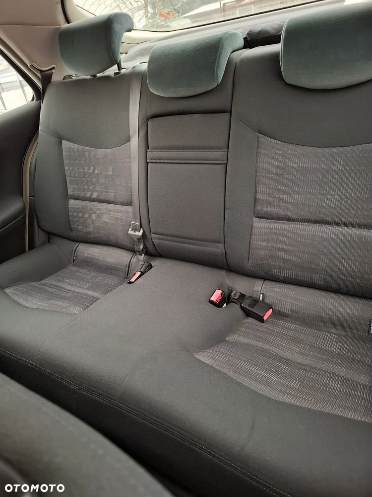 Renault Laguna 1.9 dCi Confort Authentique - 6