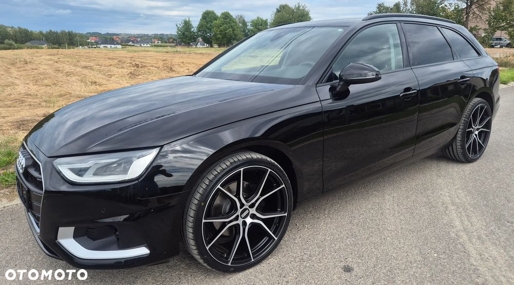 Audi A4 Avant 35 TDI S tronic S line - 2