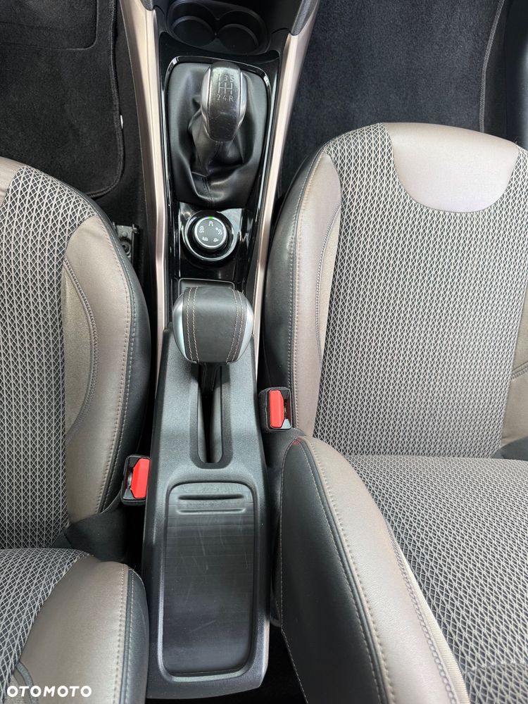 Peugeot 2008 e-HDi FAP 92 STOP & START Allure - 28