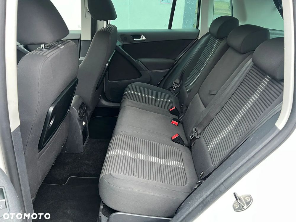 Volkswagen Tiguan - 22