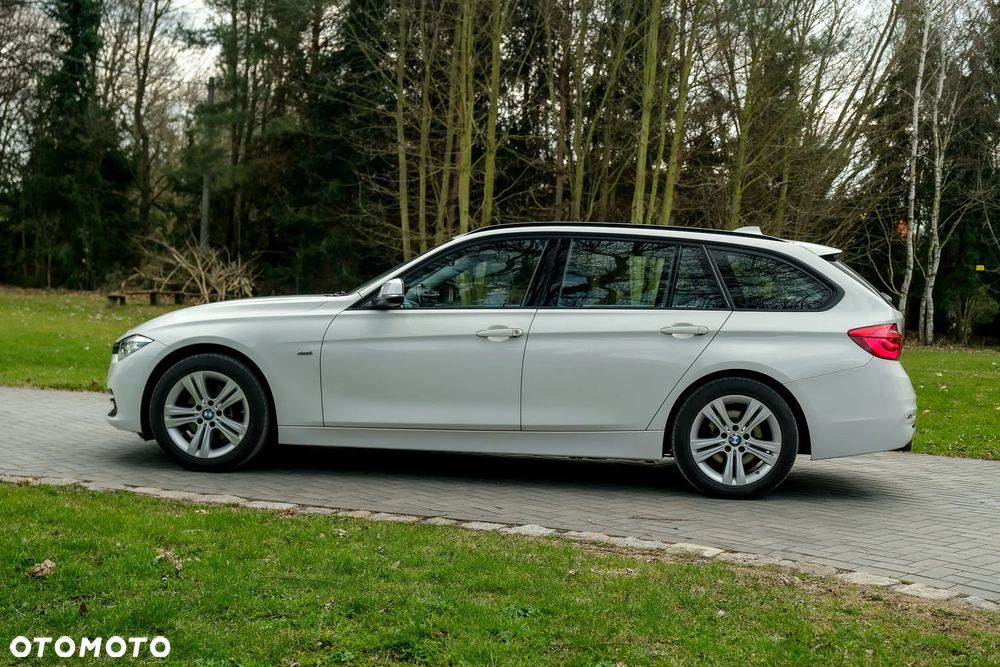 BMW Seria 3 320d Sport Line - 10