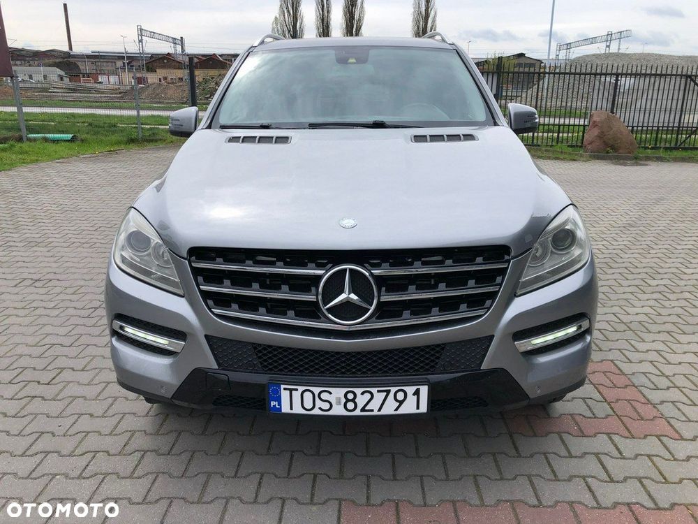 Mercedes-Benz ML - 4