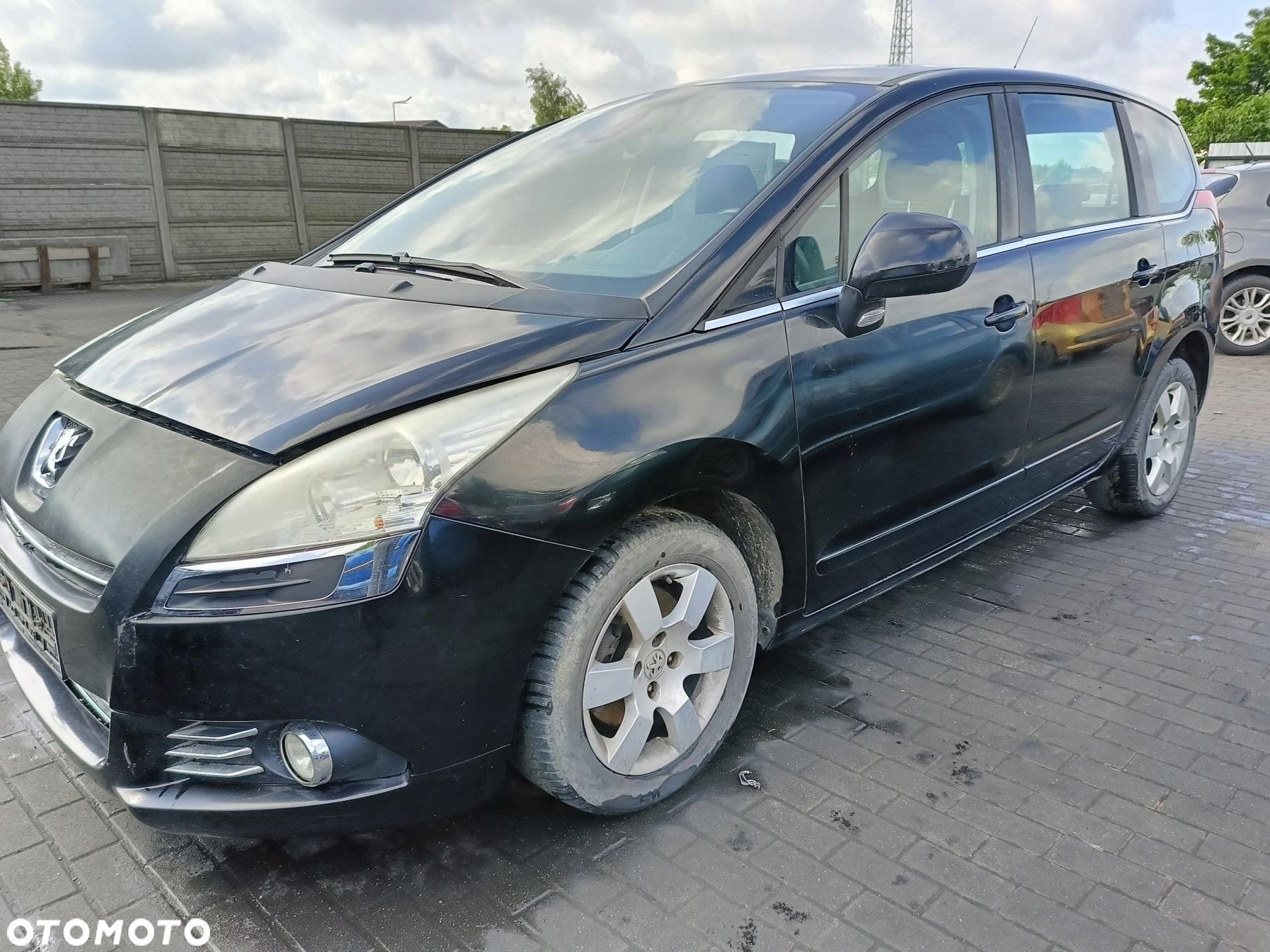 Peugeot 5008 1 I 09-16 KLAPKA WLEWU PALIWA kod lakieru KTVD - 4