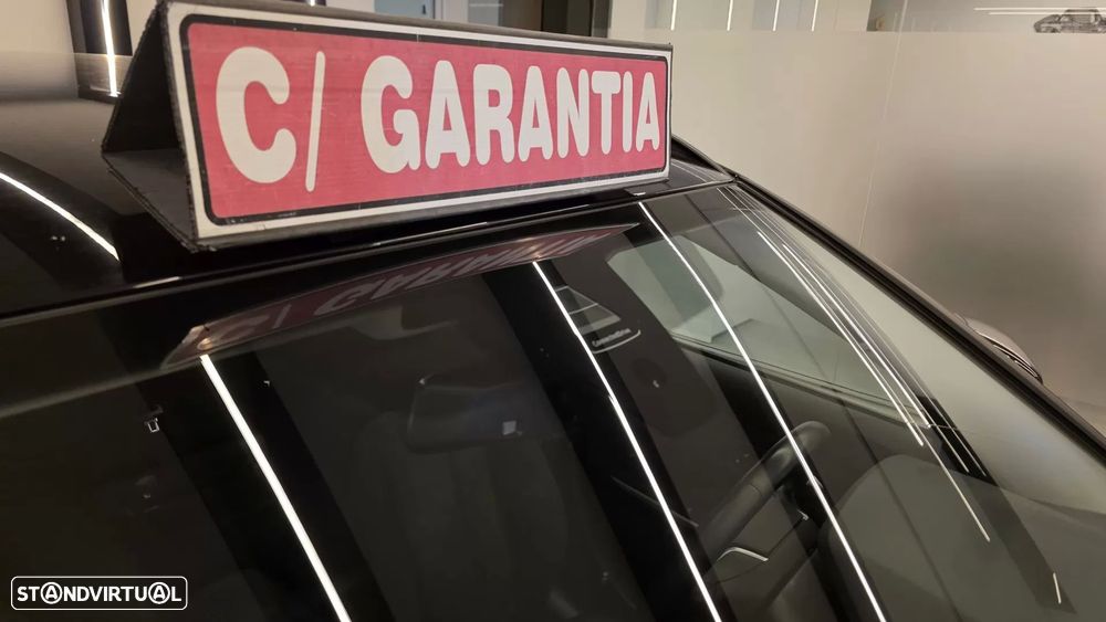 BMW 318 d Touring Auto - 28