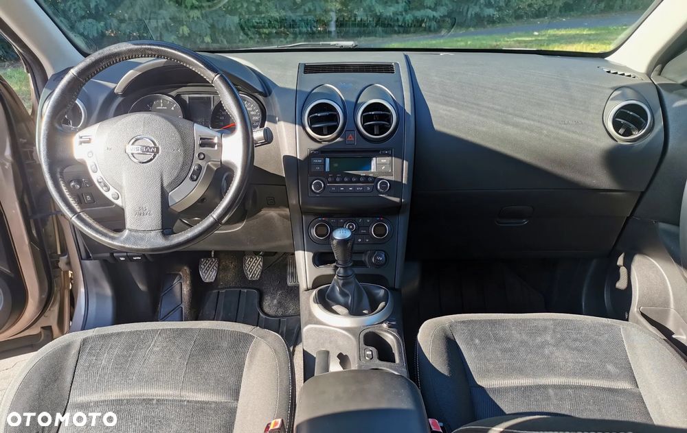 Nissan Qashqai - 11