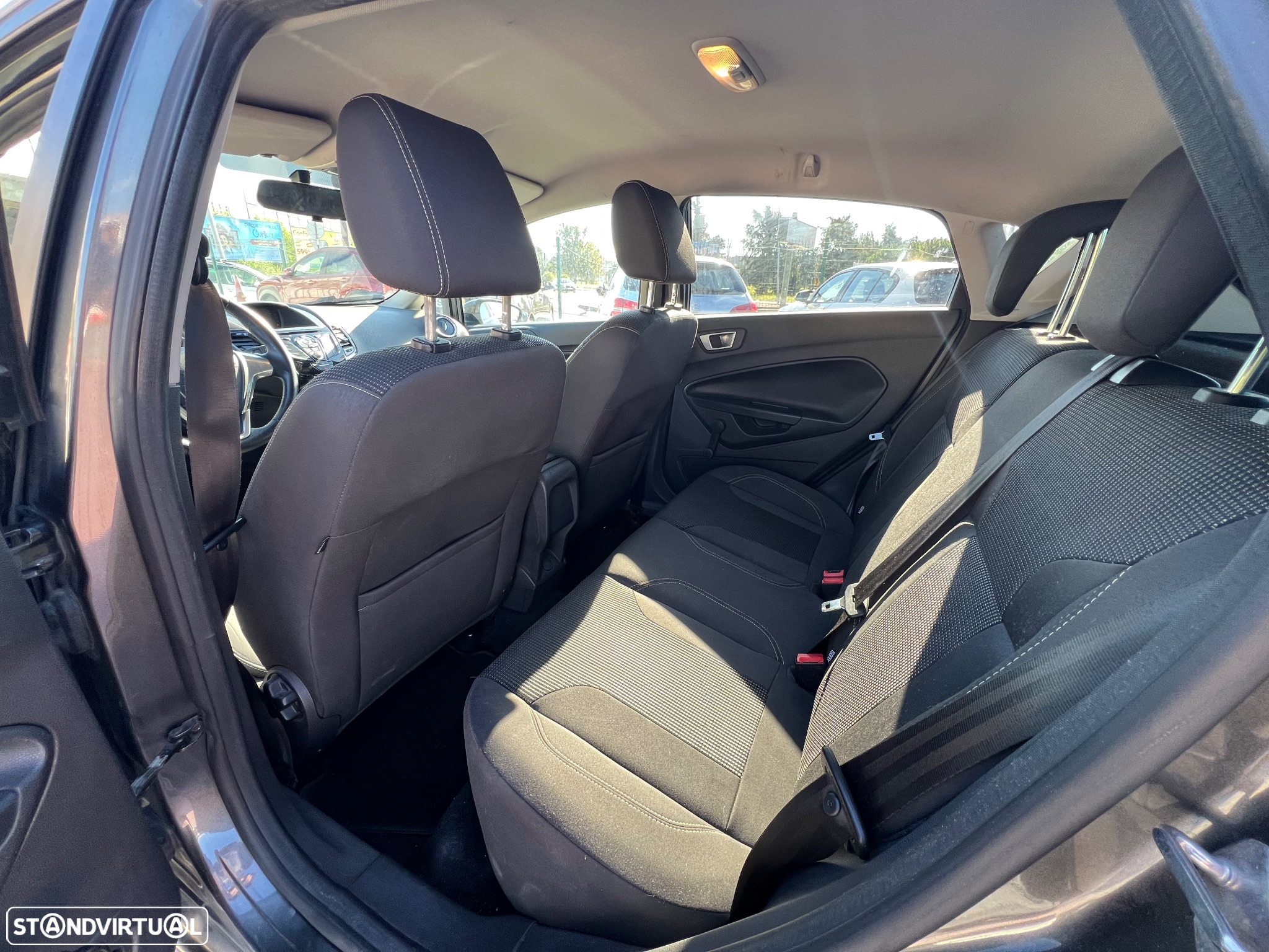 Ford Fiesta 1.0 Ti-VCT Titanium - 12