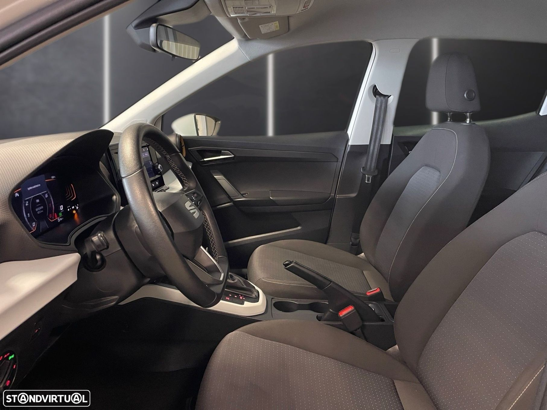 SEAT Arona 1.0 TSI Xperience DSG - 9