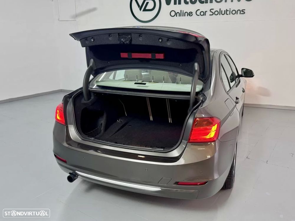 BMW 318 d Modern Line - 57