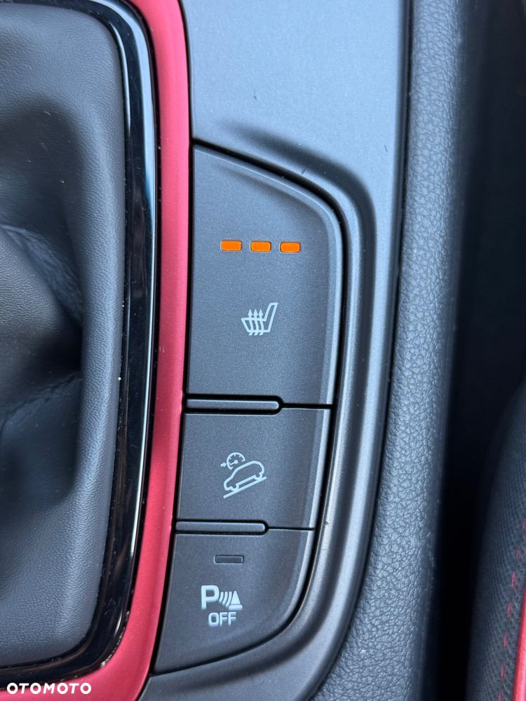 Hyundai Kona 1.6 CRDi DCT Premium - 17
