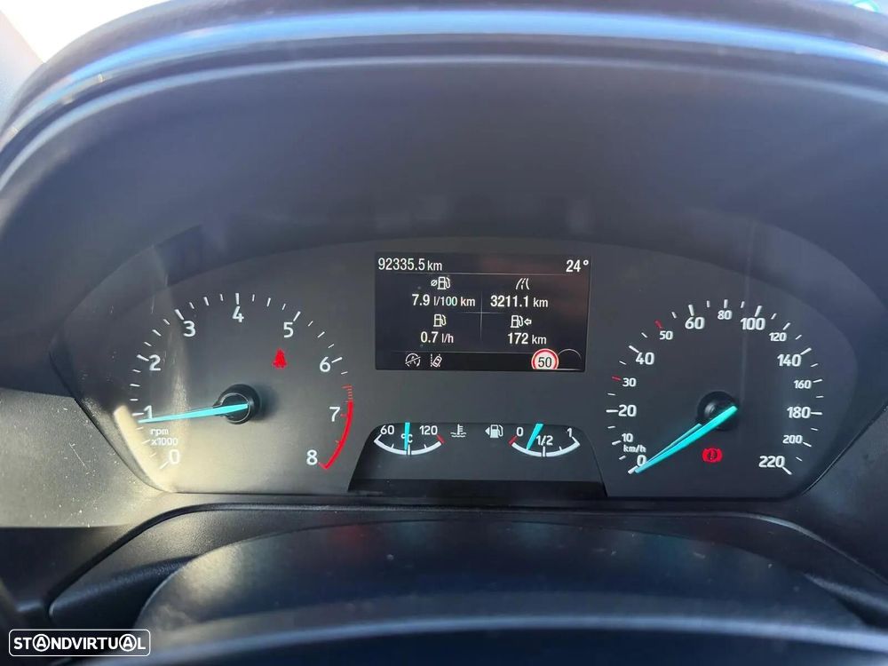 Ford Puma 1.0 EcoBoost MHEV Titanium Design - 36