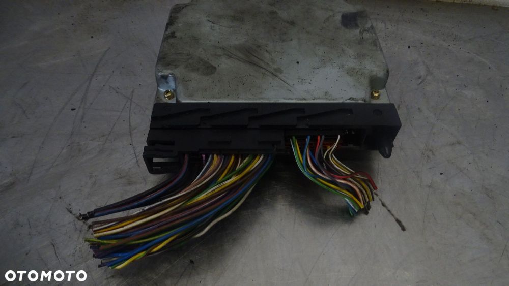 KOMPUTER SILNIKA VOLVO S60 2.4 MB079700-8831 - 2