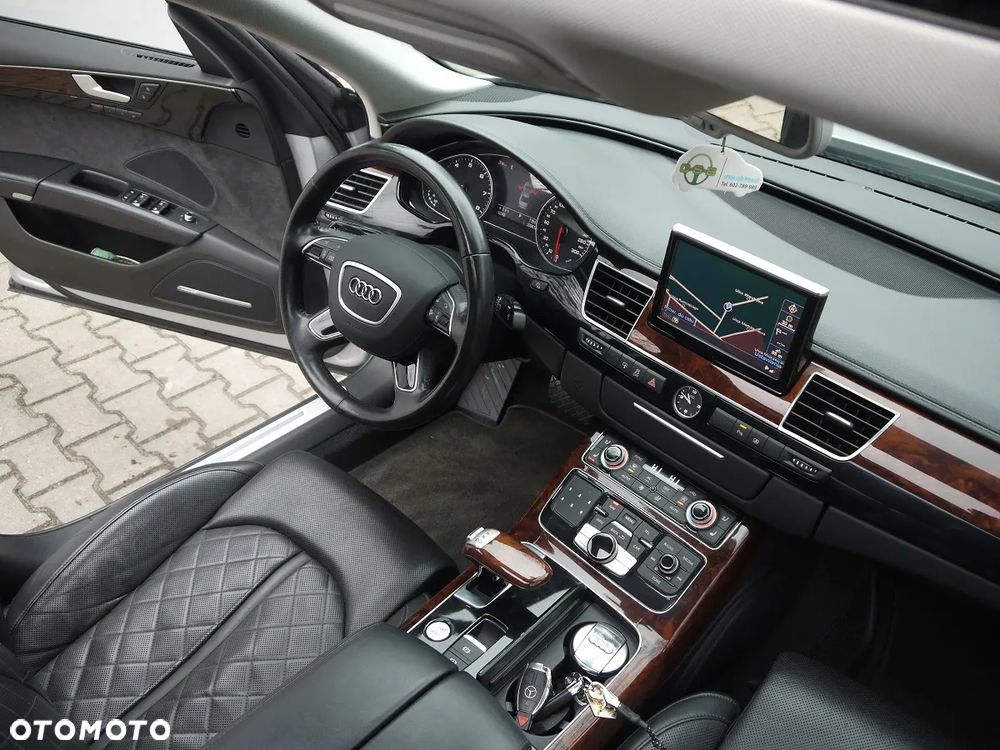 Audi A8 4.2 FSI L Quattro - 16