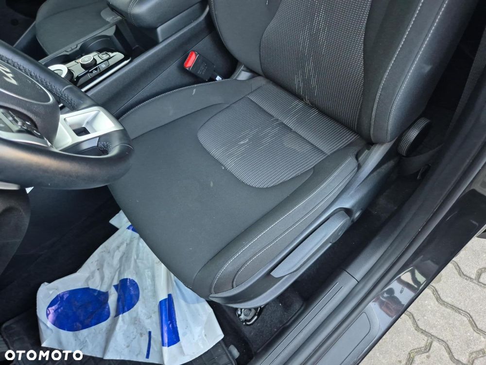 Kia Sportage - 12