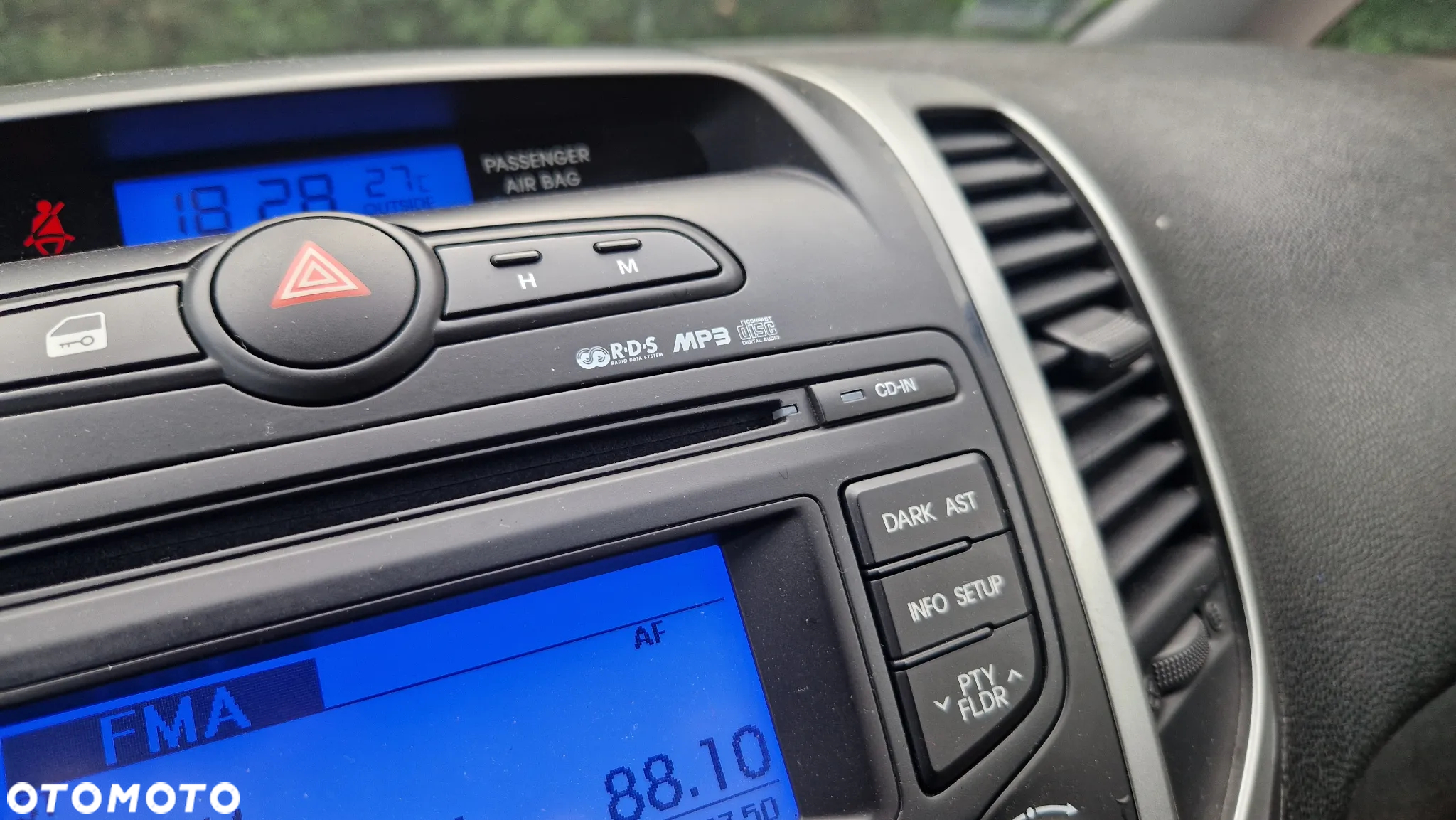 Hyundai ix20 1.4 Comfort - 12