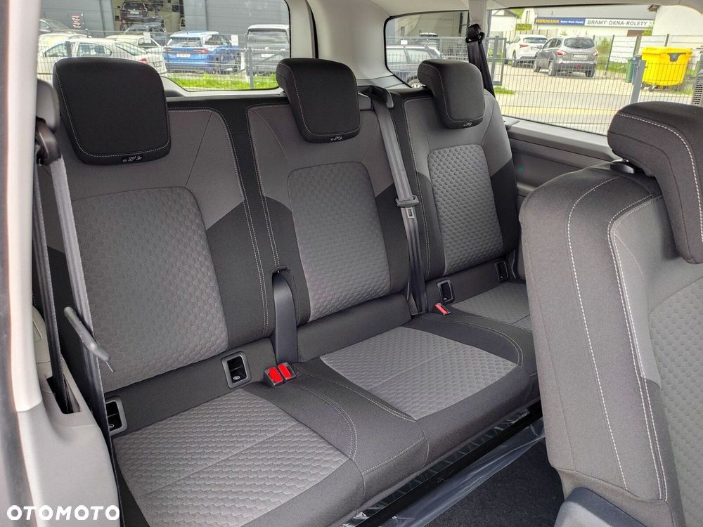 Volkswagen Caravelle Caravelle Life silnik: 2,0 l TDI 150 KM / skrzynia biegów: 6-biegowa manualna - 19