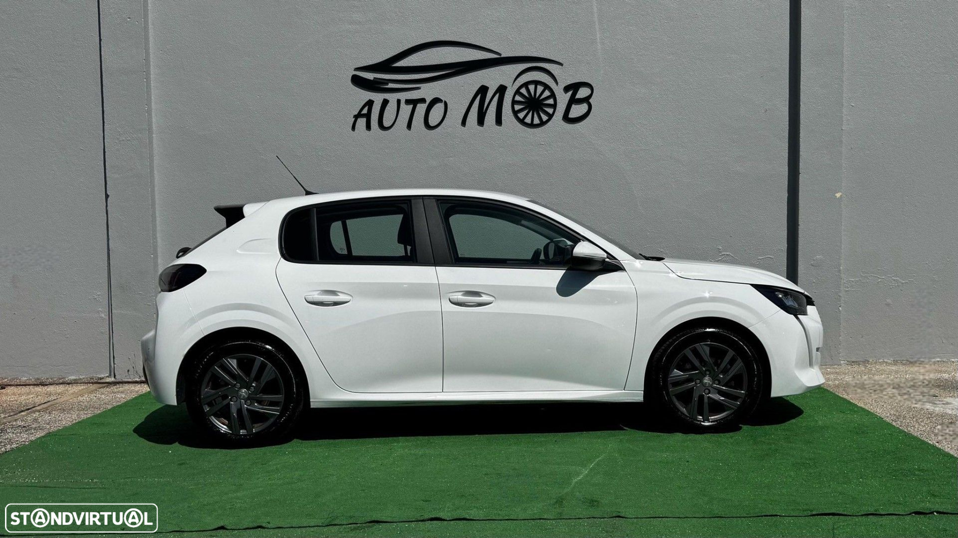 Peugeot 208 1.2 PureTech Allure EAT8 - 7
