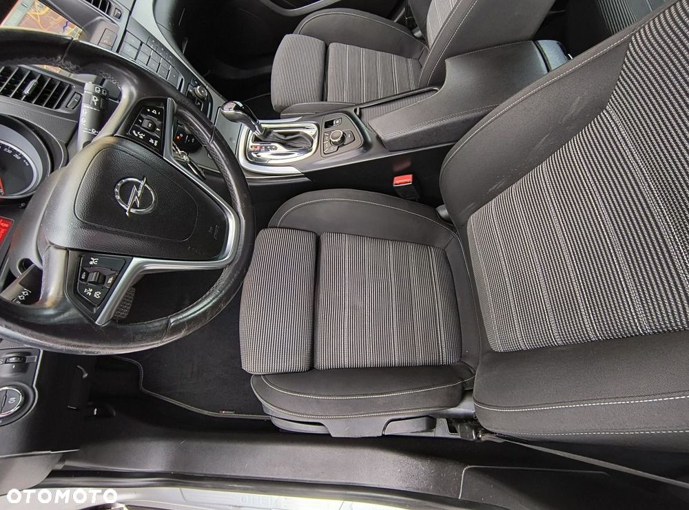 Opel Insignia 2.0 CDTI automatik Active - 12