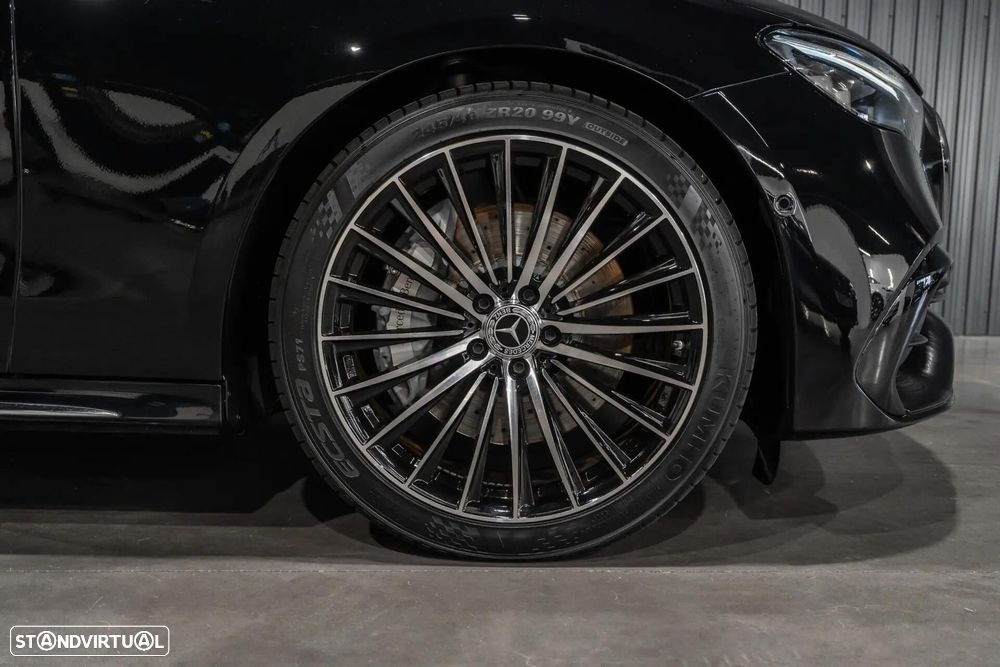 Mercedes-Benz E 300 e Station - 38