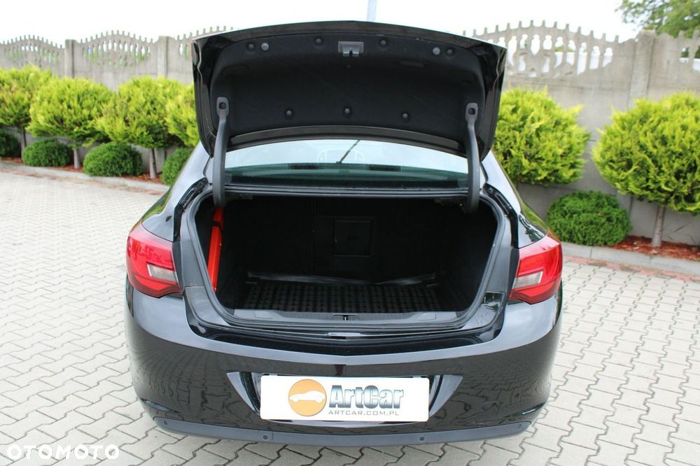 Opel Astra 1.6 Active - 29