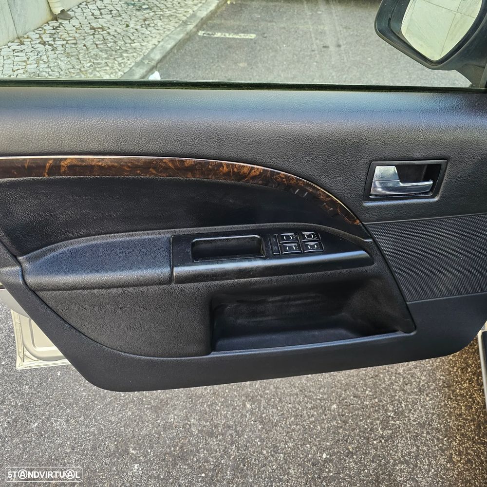 Ford Mondeo 2.0 TDCI Trend - 21