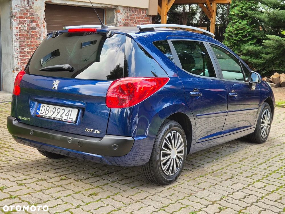 Peugeot 207 - 4